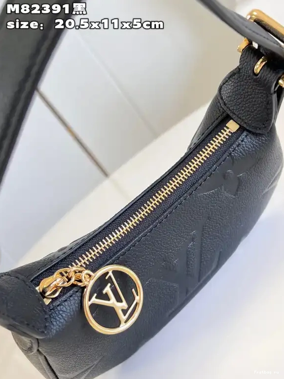 Frstbag ru LOUIS VUITTON Moon Mini 0511